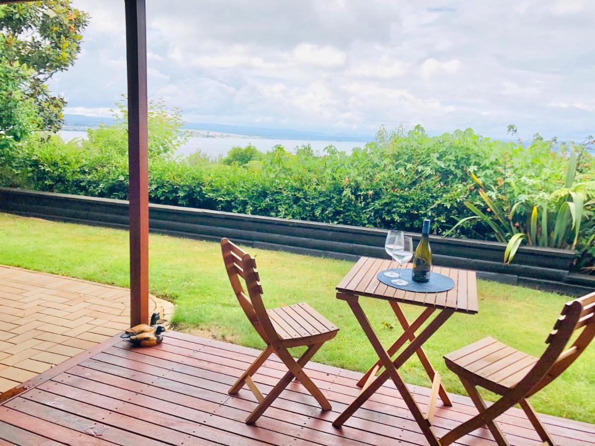 Lake View Garden Apartment Taupo Eksteriør bilde