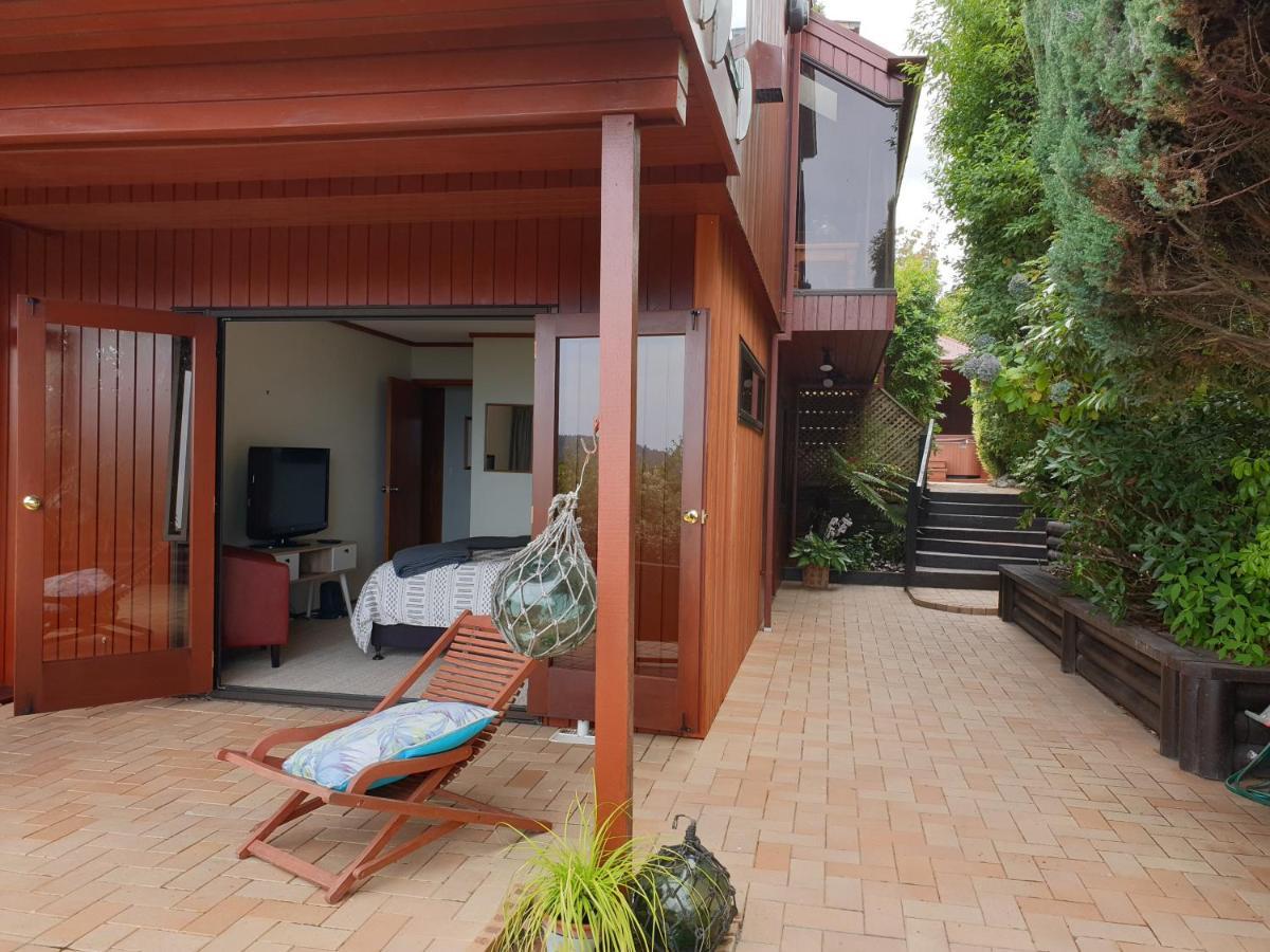 Lake View Garden Apartment Taupo Eksteriør bilde